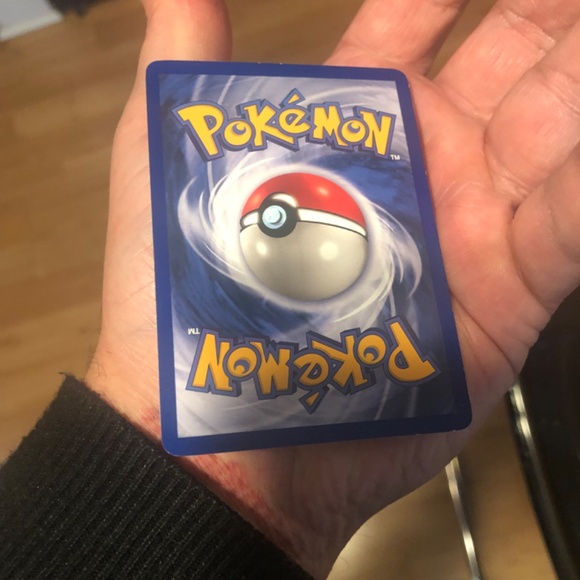 Charizard 1999 pristine - Picture 4 of 4